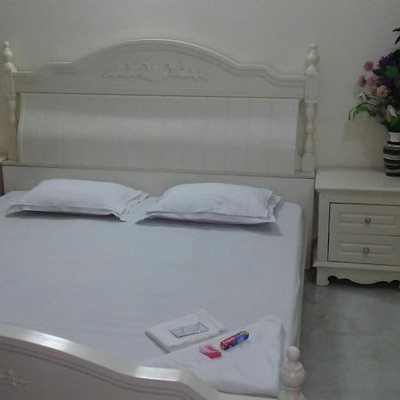 Hotel Royal Paying Guest Calcutta  Esterno foto