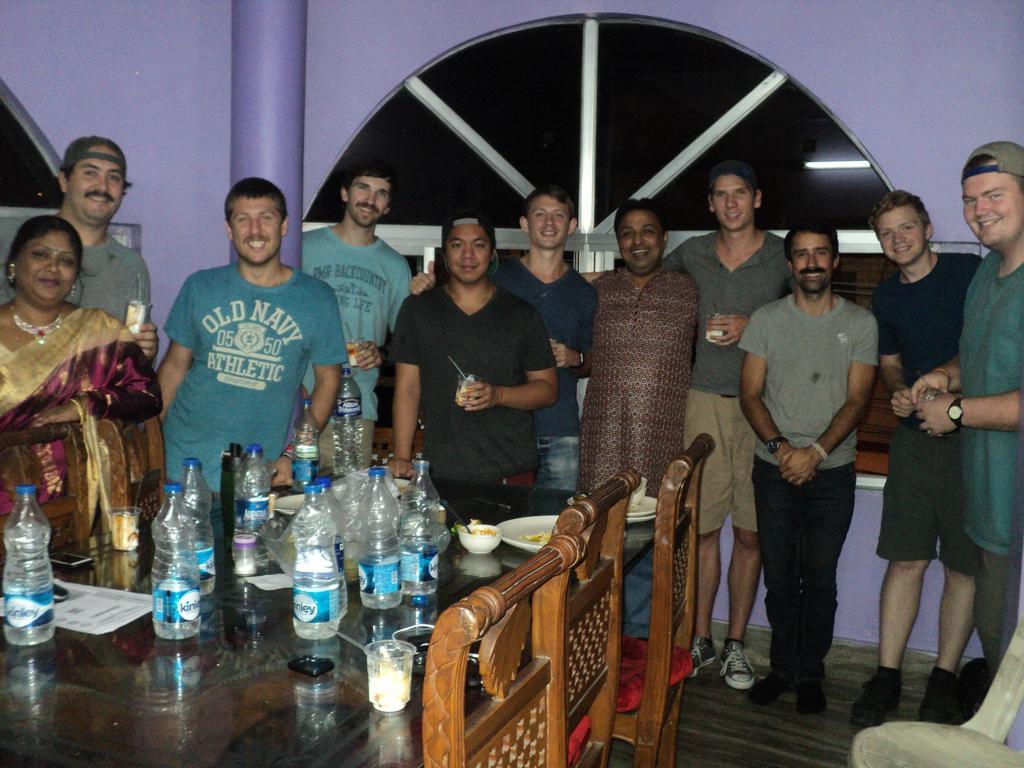 Hotel Royal Paying Guest Calcutta  Esterno foto