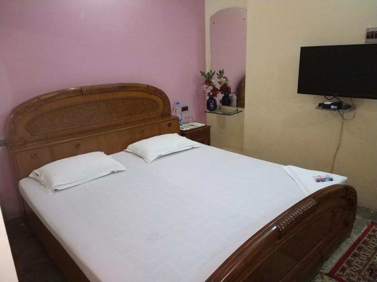 Hotel Royal Paying Guest Calcutta  Esterno foto