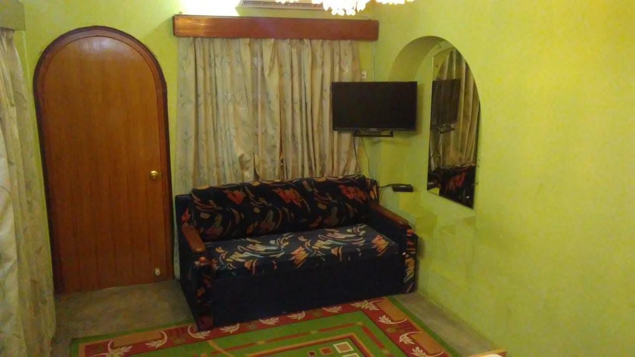 Hotel Royal Paying Guest Calcutta  Esterno foto